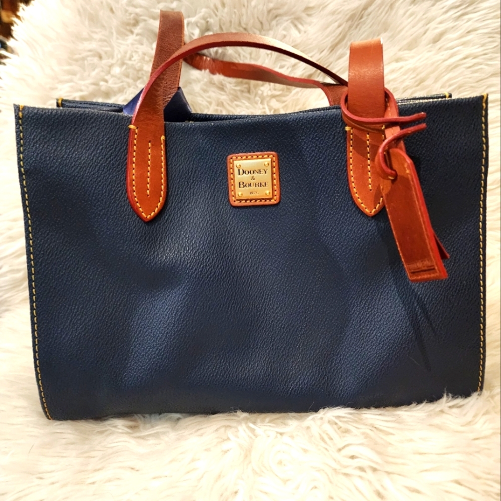 Dooney & Bourke Eva Small Shopper Bag